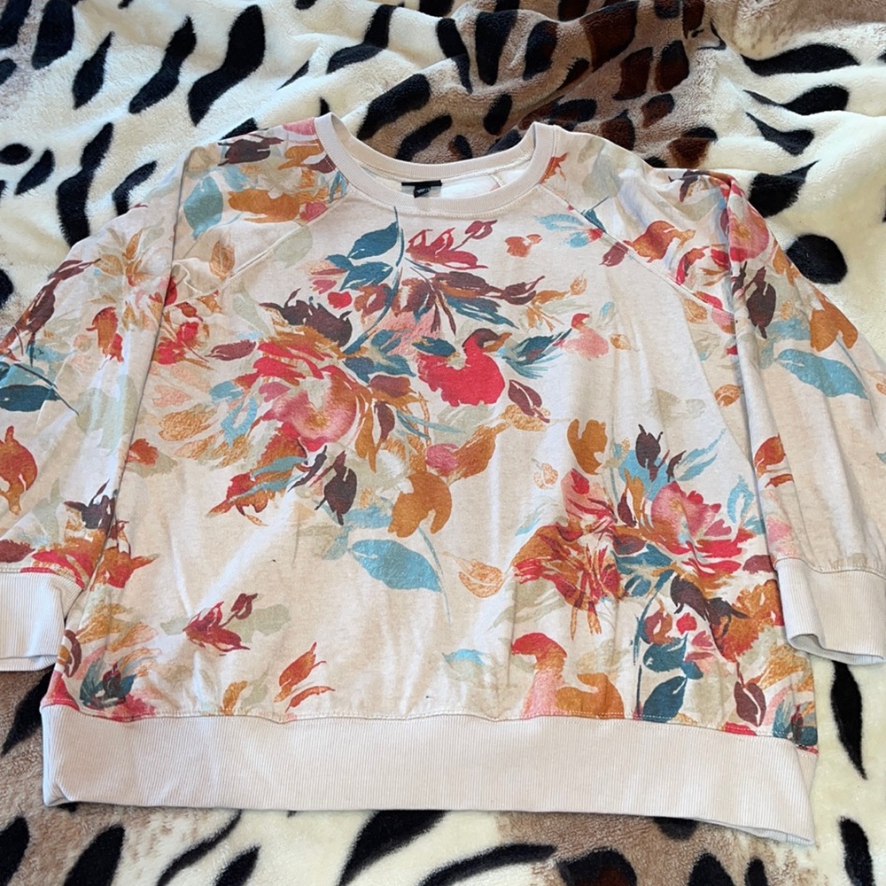 Torrid crew neck